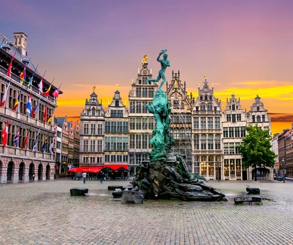 Antwerpen – færgehavn og rejsemålsguide
