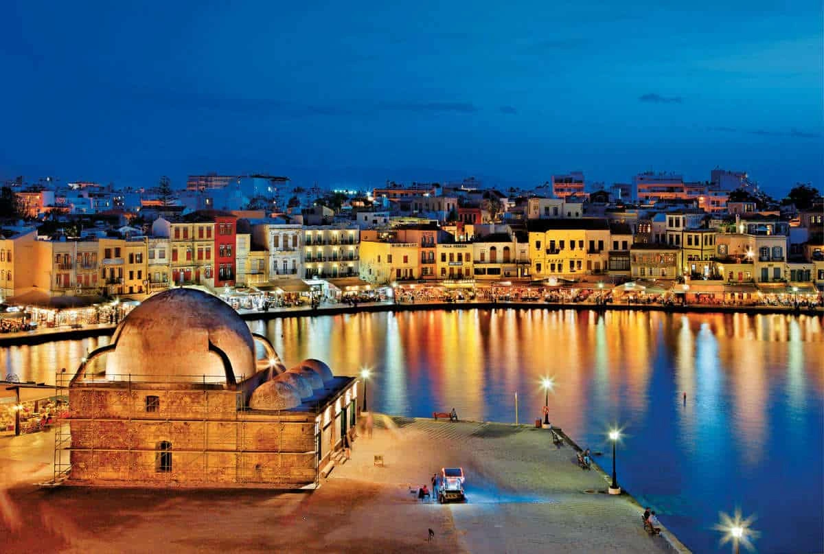 Chania – færgehavn og rejsemålsguide