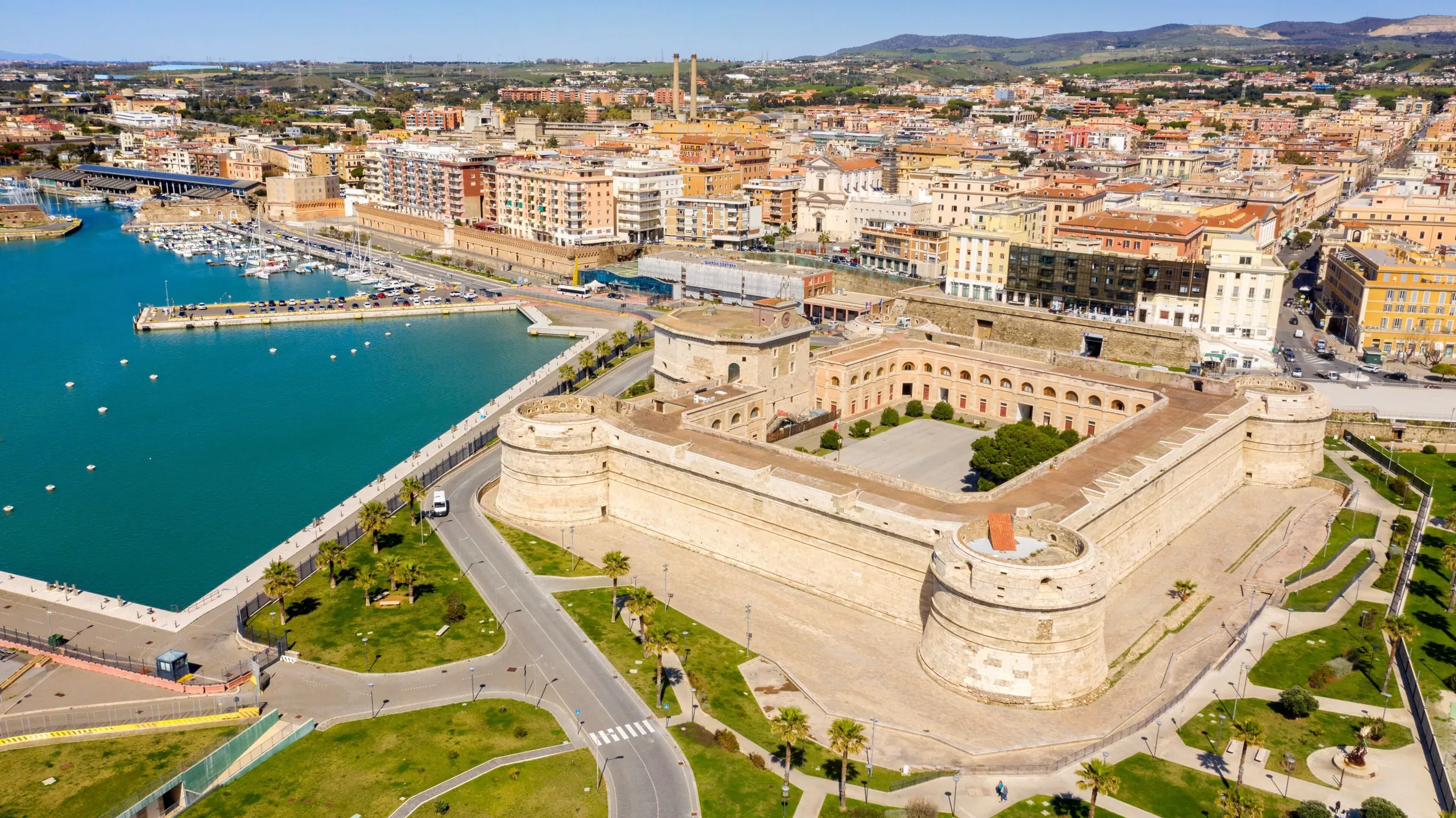 Civitavecchia – færgehavn og rejsemålsguide
