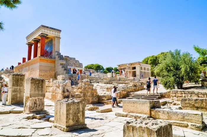 Heraklion – færgehavn og rejsemålsguide