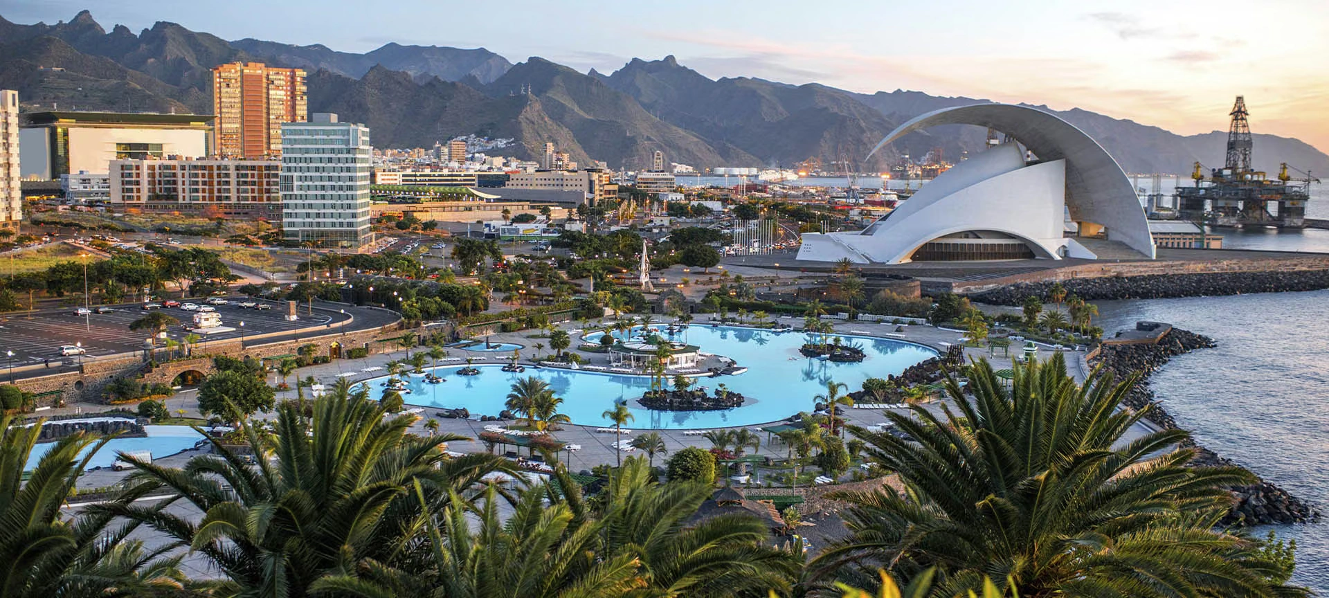 Santa Cruz de Tenerife – færgehavn og rejsemålsguide