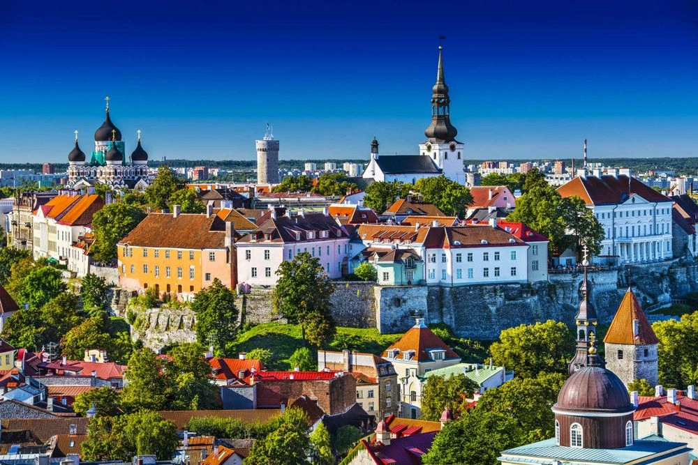 Tallinn – færgehavn og rejsemålsguide