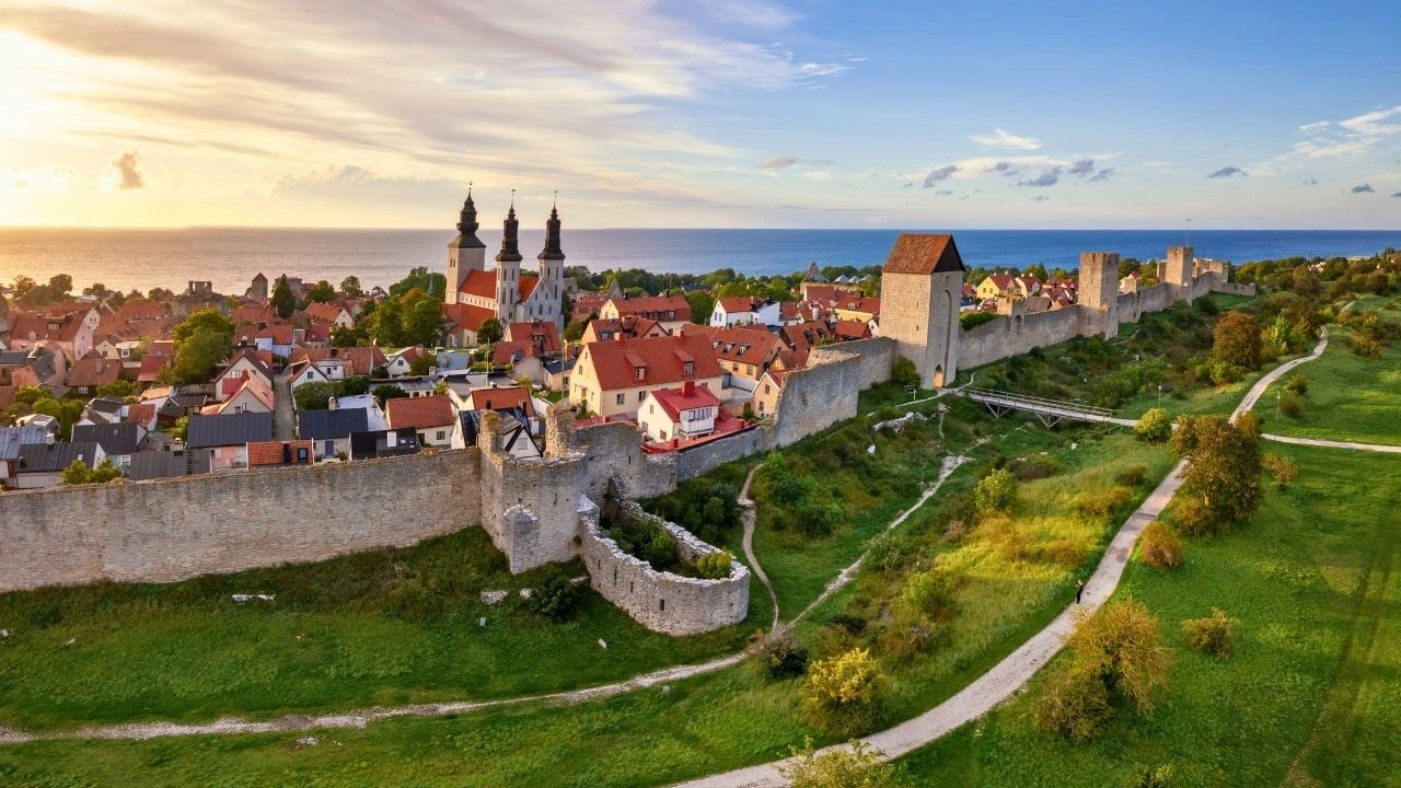 Visby – færgehavn og rejsemålsguide