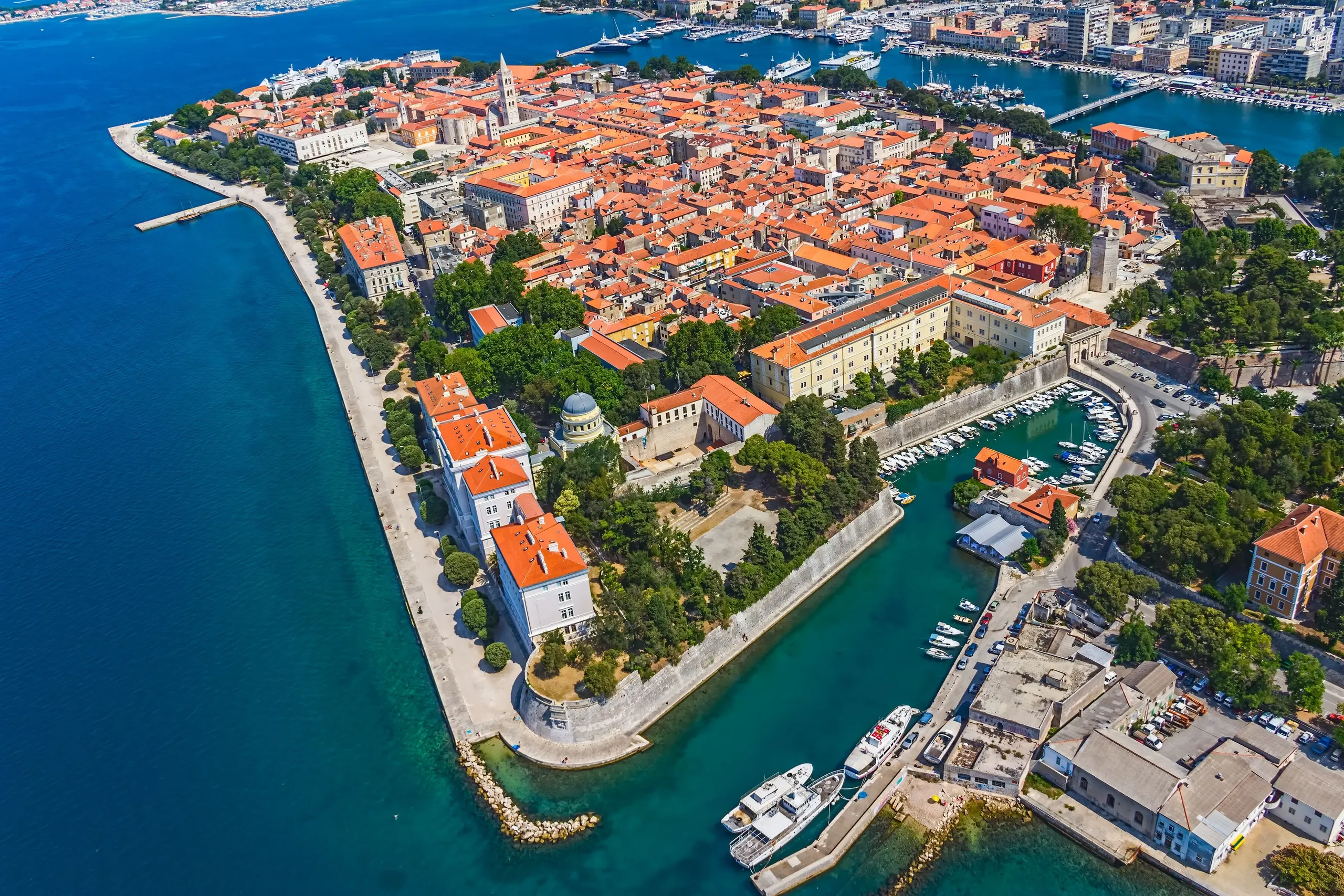 Zadar – færgehavn og rejsemålsguide