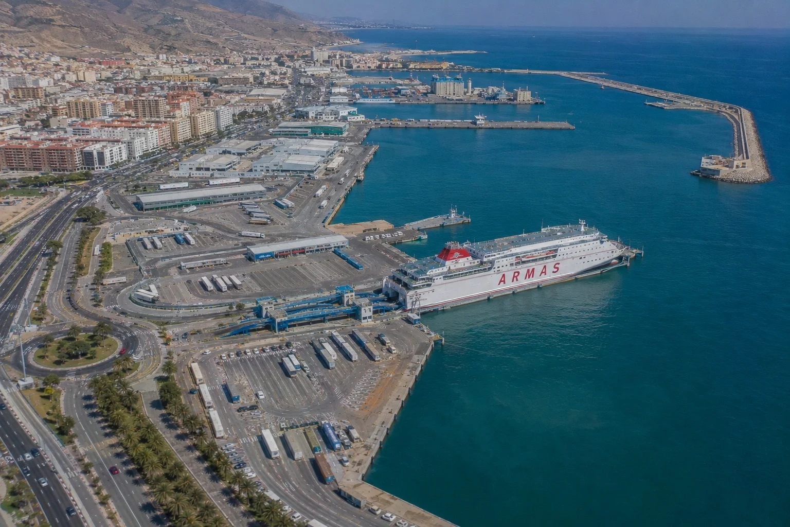 Almería – færgehavn og rejsemålsguide