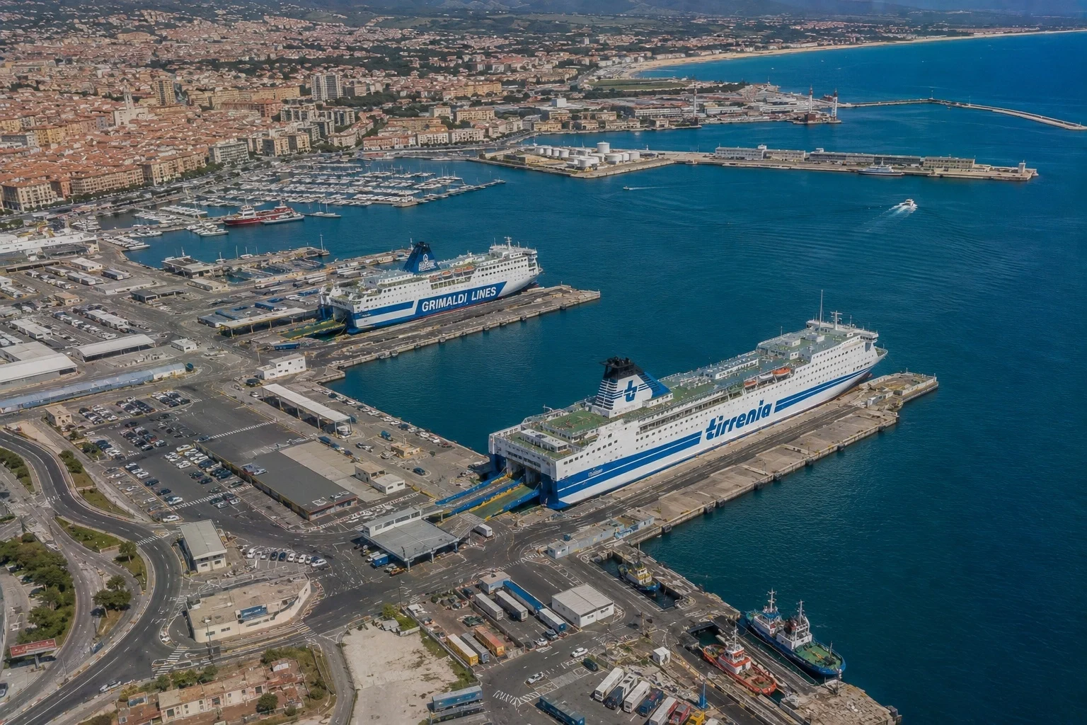 Cagliari – færgehavn og rejsemålsguide