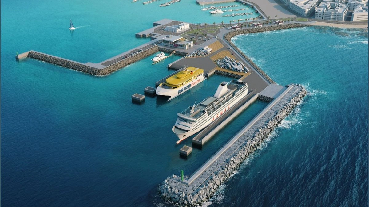 Færgerejse og havneinformation for Corralejo–Playa Blanca