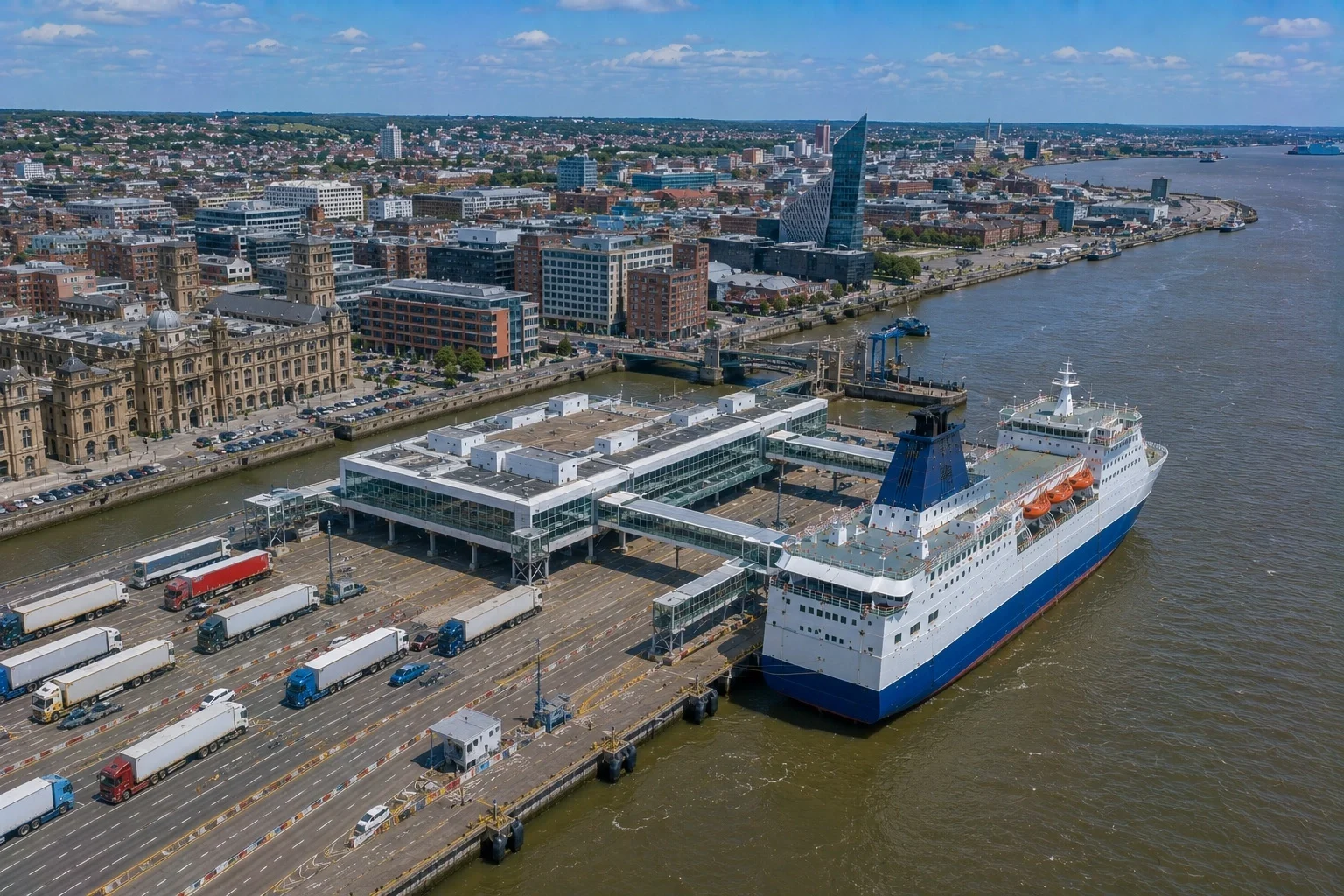 Hull – færgehavn og rejsemålsguide