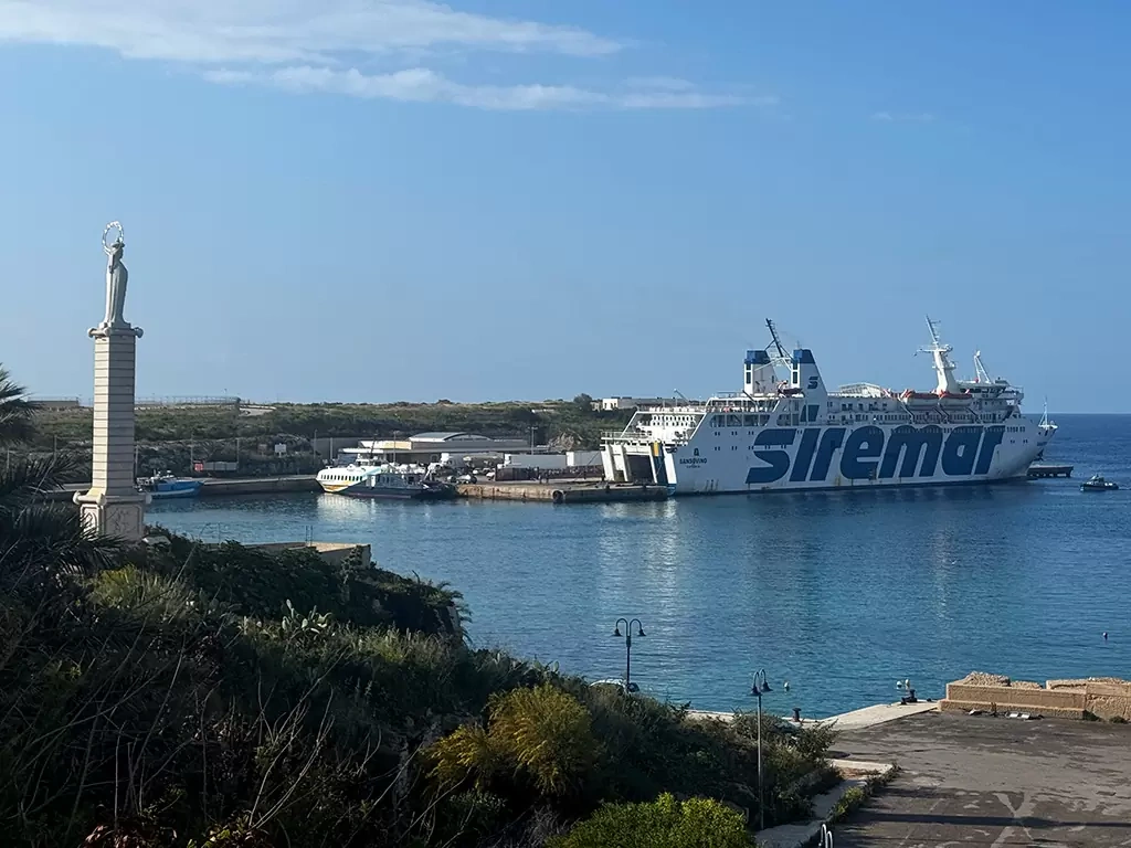 Færgehavnen i Lampedusa