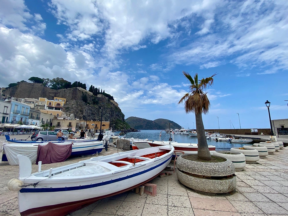 Færgehavnen i Lipari