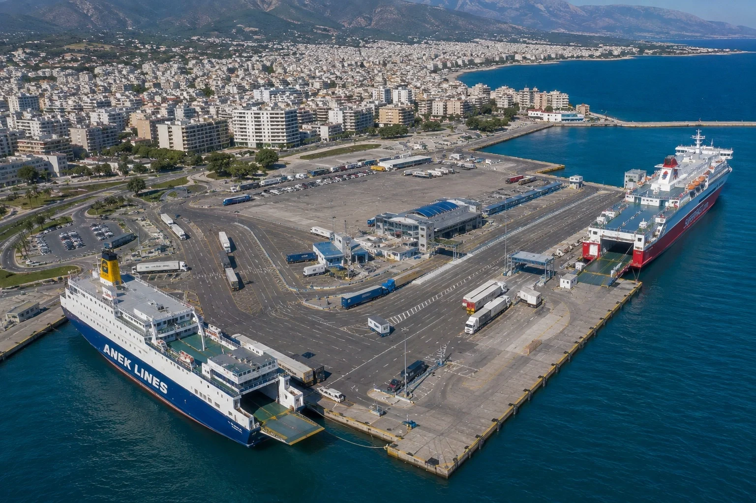 Færgehavnen i Patras