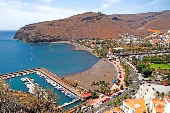Færgerejse og havneinformation for Los Cristianos–San Sebastián de La Gomera