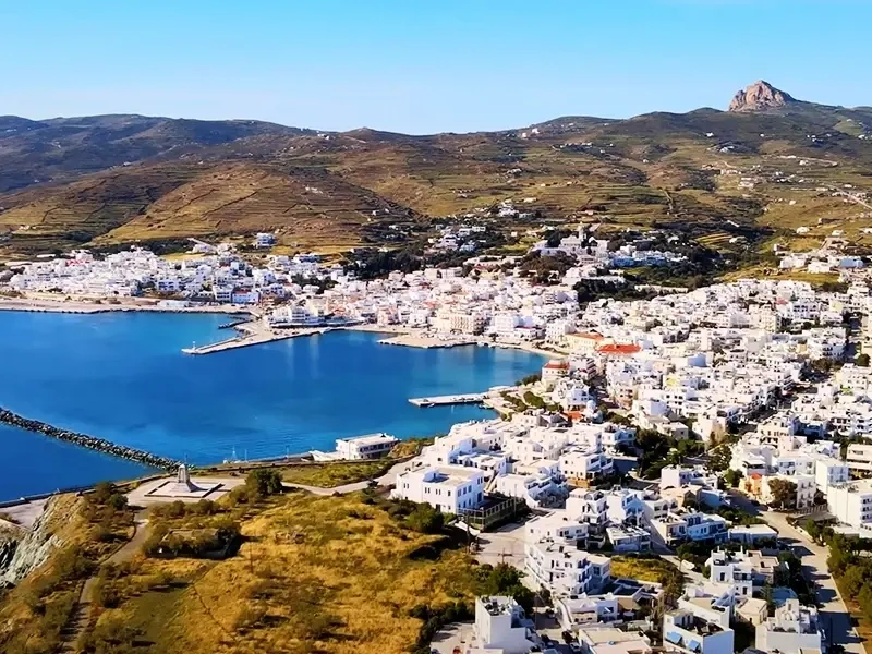 Færgehavnen i Tinos