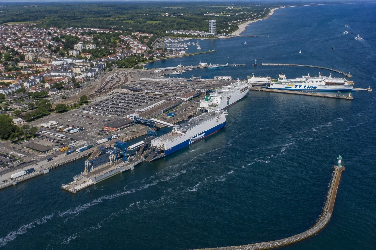 Færgerejse og havneinformation for Travemünde–Malmö