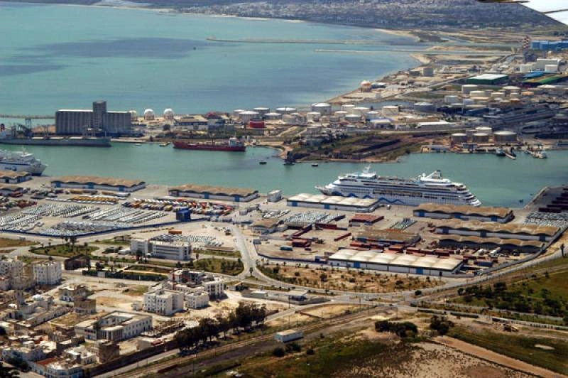 Færgerejse og havneinformation for Genova–Tunis